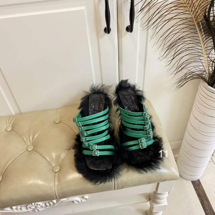 Picture of Burberry Shoes _SKUBurberrysz35-4081921.5CM2CY0105